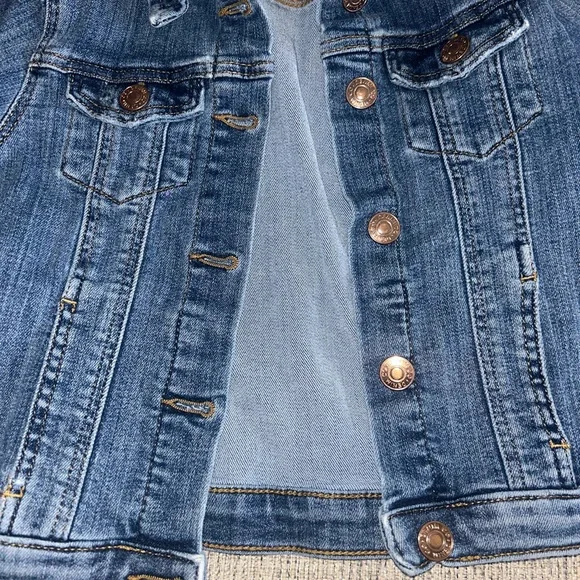 Denim&Co Classic Blue Jean Jacket for Kids - Picture 3 of 6